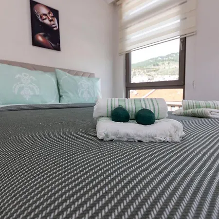 Apartamento Comfortable In The Heart Of *